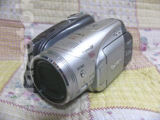 デジタルハイビジョンビデオカメラ キャノン iVIS HV20